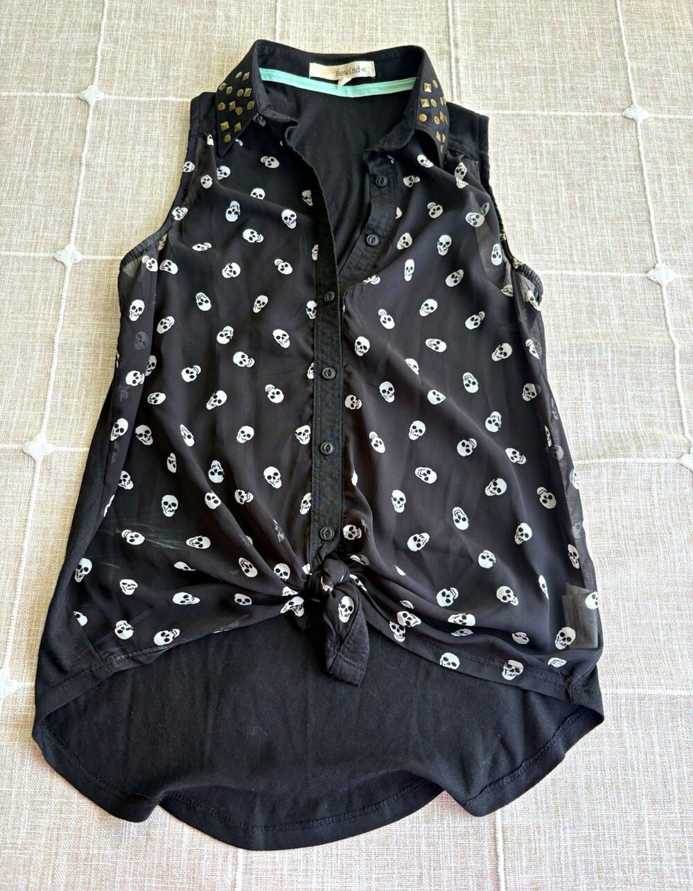 Rewind Women's S Black/White Chiffon Sheer Skull Print Studded Collar Blouse
